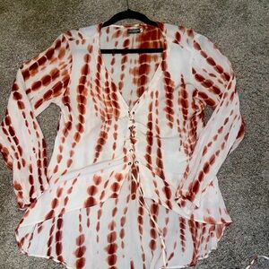 Women’s long sleeved boho style tie die shirt, size medium. Like new.